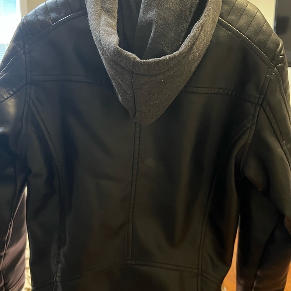 Leather jacket in dark black - Picture 2 of 3